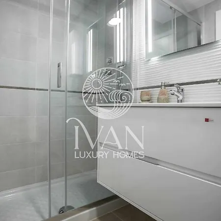 Casa Elias Ivan Luxury Homes 9ªpta Sur 1ªlinea Apartment El Borseral